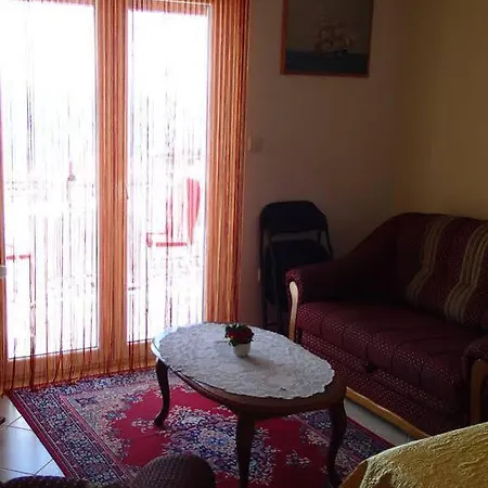 Imperijal Πανσιόν 3*